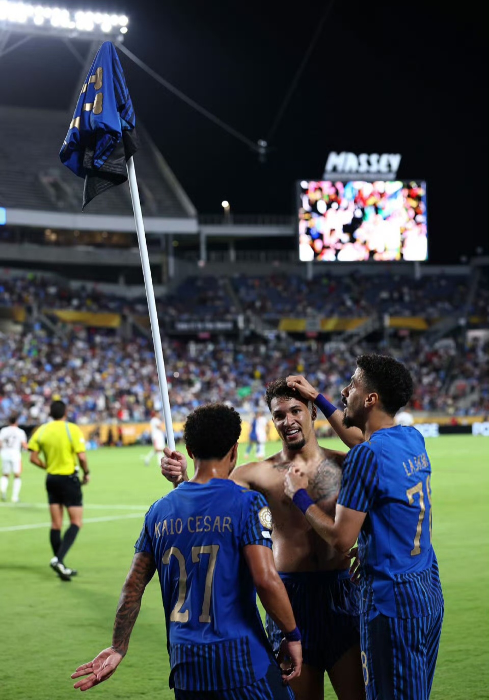 九游官网首页赛前体能课后，曼联复出首秀备战荷甲，震撼外界，心理建设被强调的简单介绍