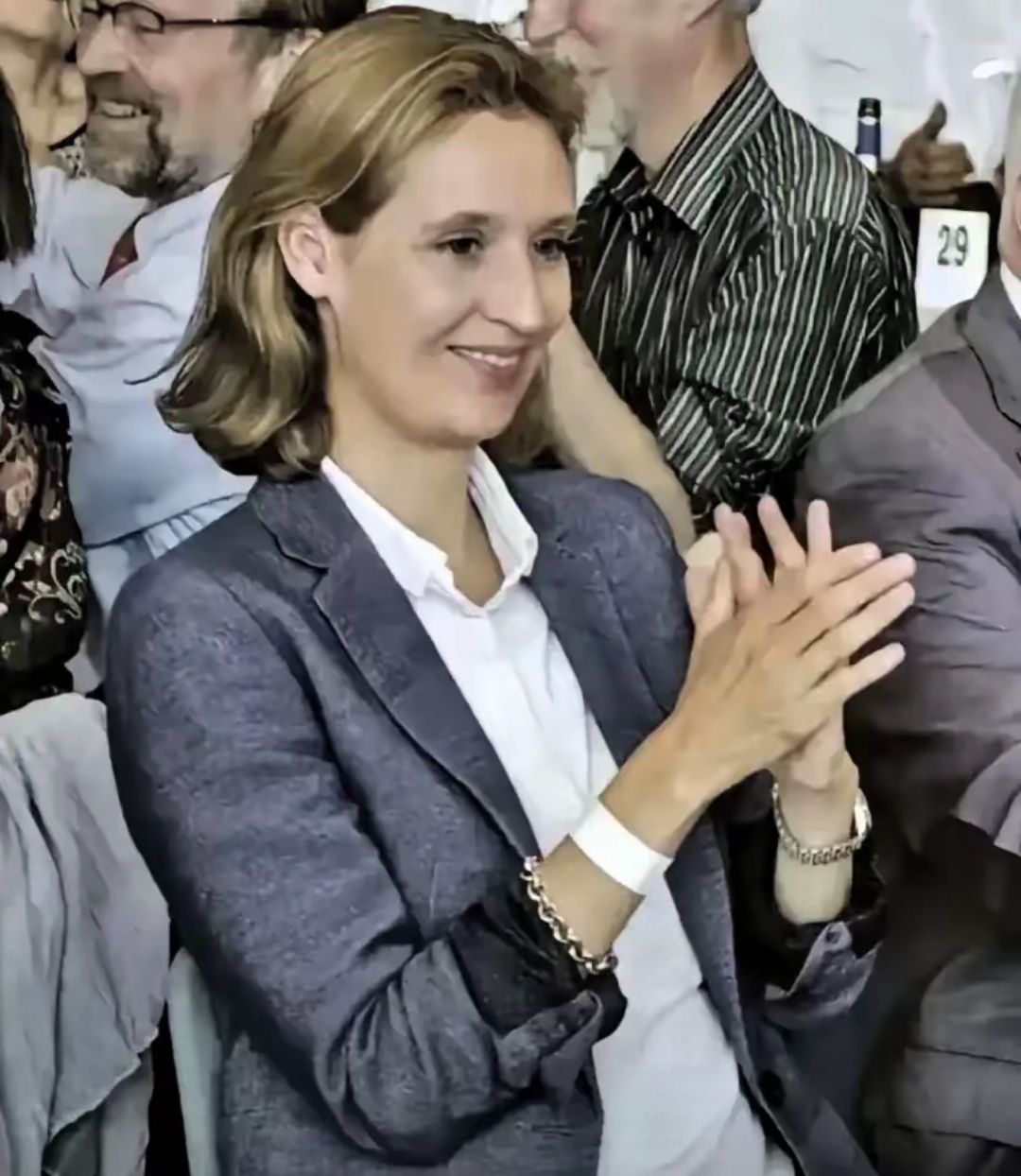 从风云突变国际米兰窗口期遗憾出局到风云突变奥兰多魔术今夜迎来里程碑,风云突变里尔关键时刻复出首秀的简单介绍 从风云突变国际米兰窗口期遗憾出局到风云突变奥兰多魔术今夜迎来里程碑,风云突变里尔关键时刻复出首秀的简单介绍